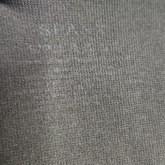 SPANX Look At Me Now Camo Legging - Picture 7 of 8